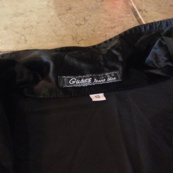 Sexy Guess sz Small black satiny zip up, collared & ribbed shirt - Picture 2 of 11